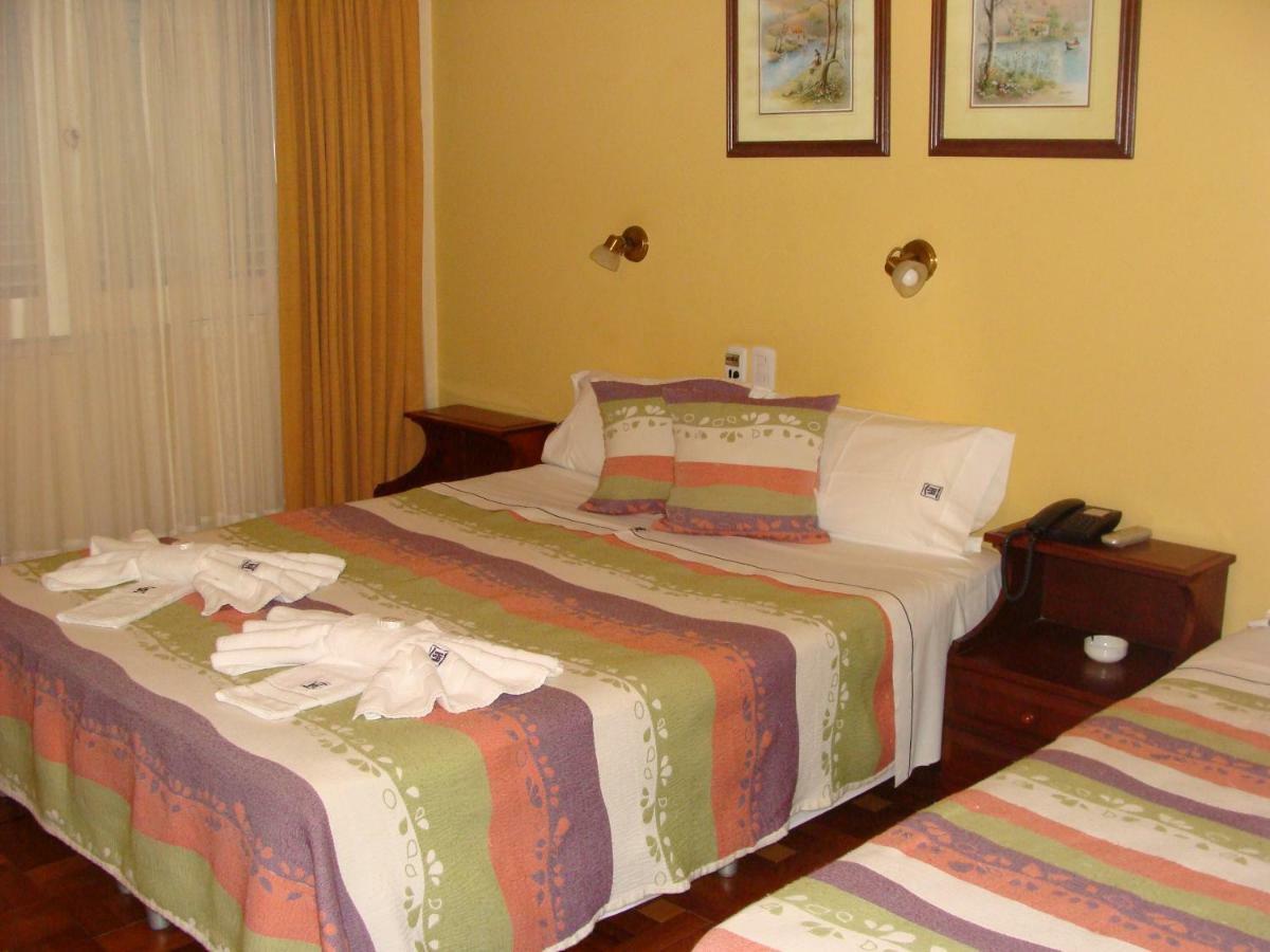 Hotel San Martin レコンキスタ エクステリア 写真